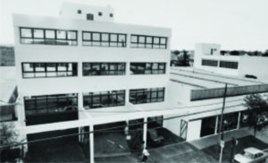 1985-nueva-superficie-5000-metros-cuadrados